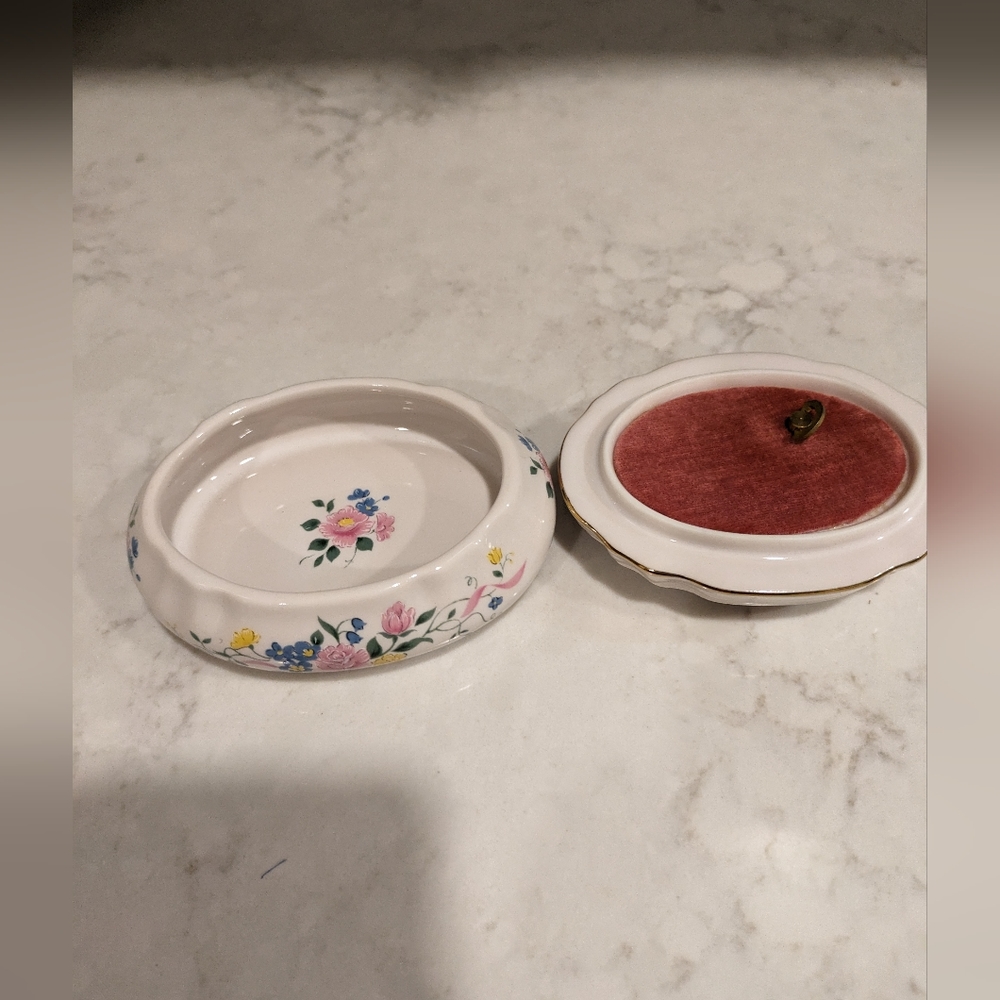 Music Box - Picture 2 of 2